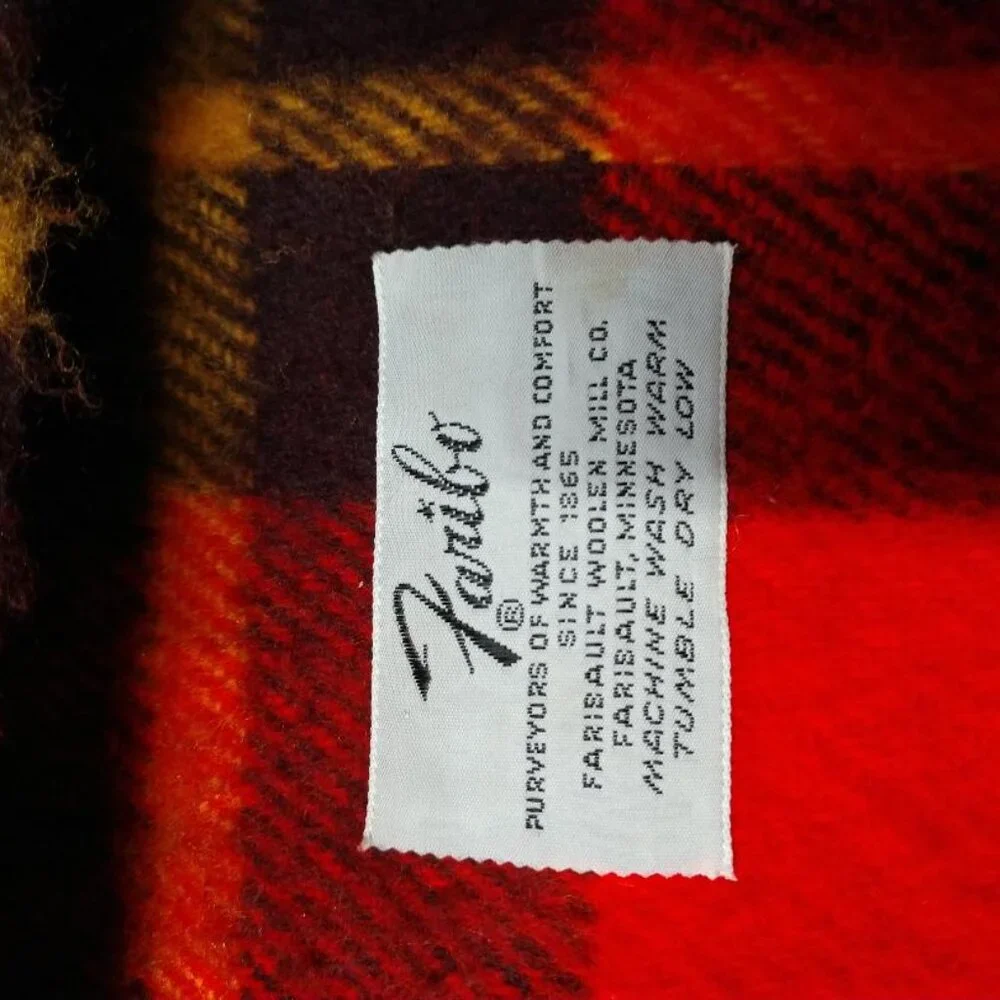 Vintage Faribo Throw Blanket Plaid Red/Black 55